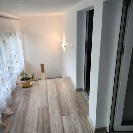 Case de vacanță Enea Brașov